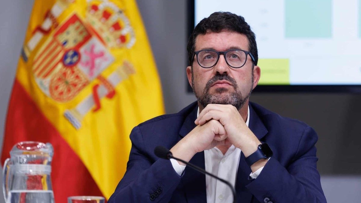 Trabajo quiere acceder a los registros horarios de las empresas de forma remota y endurecer las sanciones