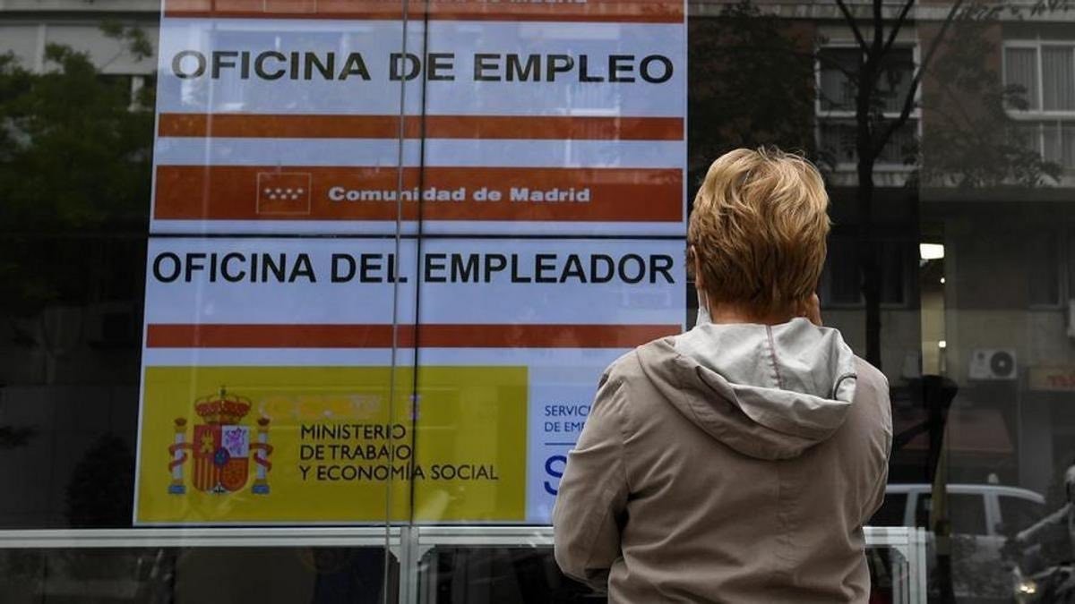El SEPE ya no quitará el subsidio al cobrar una herencia si pasas del 75% del SMI