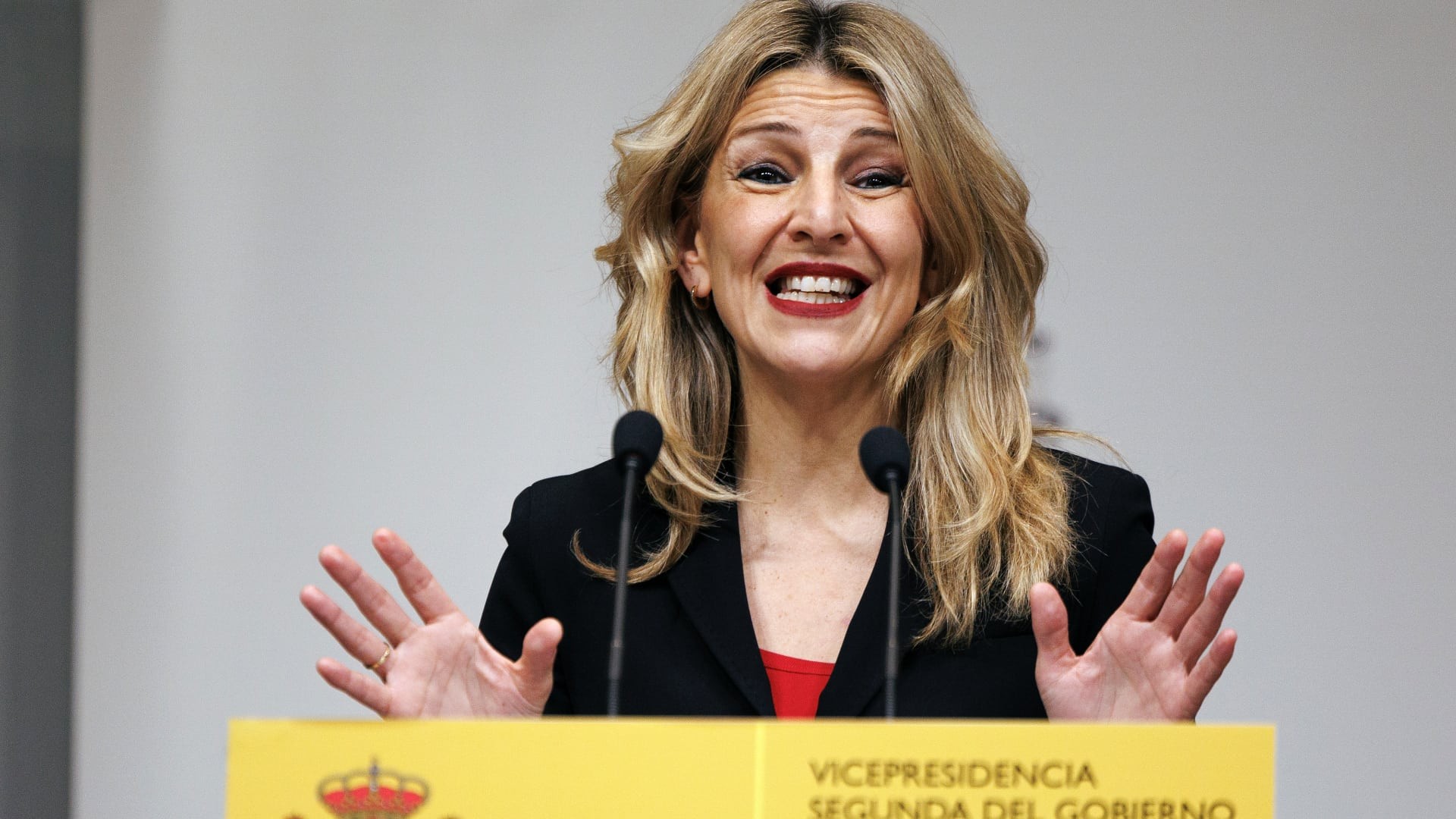 El BOE publica la subida del salario mínimo: cuantías por día, mes y complementos