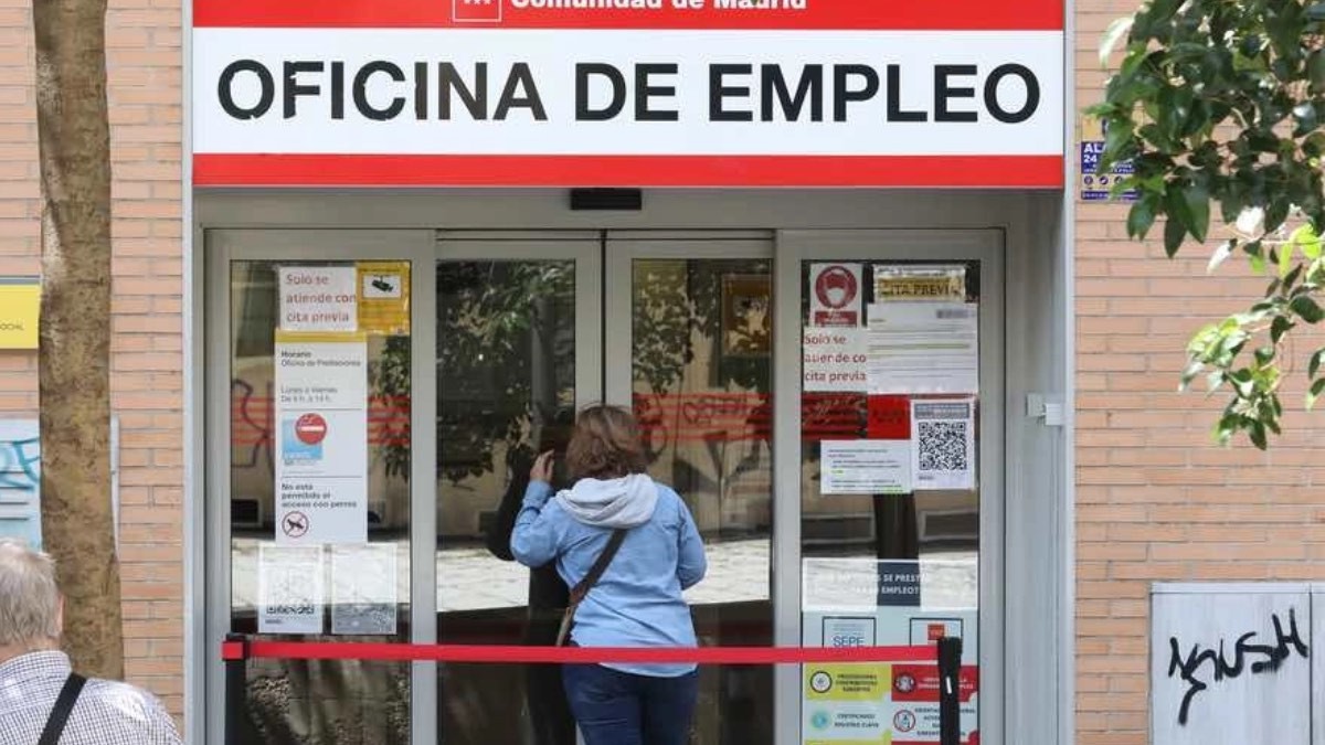Cómo tributan las ayudas por desempleo del SEPE en la declaración de la Renta 2023/24