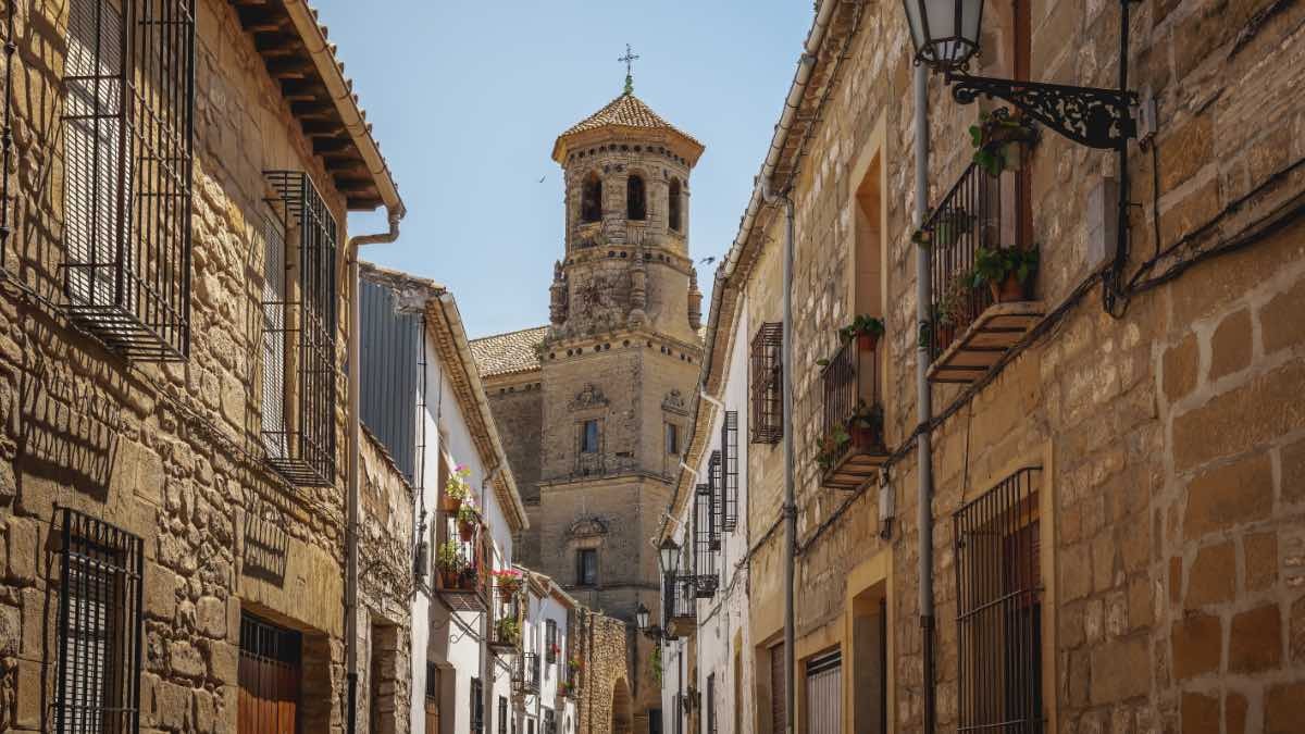 El pueblo andaluz que es Patrimonio de la Humanidad y se puede visitar en un día