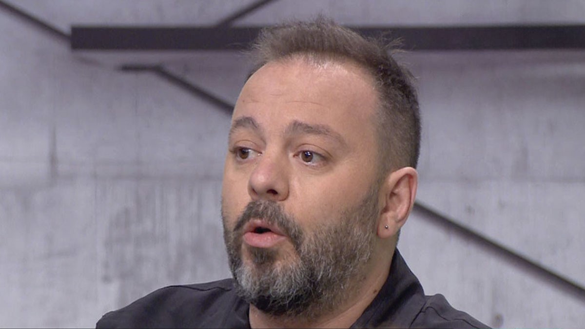 Un periodista contra la hostelería: “Es imposible que un bar abra de 7:00 a 2:00 de la mañana sin explotar a alguien"