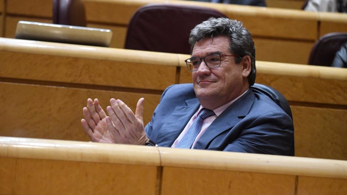 Escrivá, en el alambre: CSIF amenaza con una huelga de funcionarios en primavera