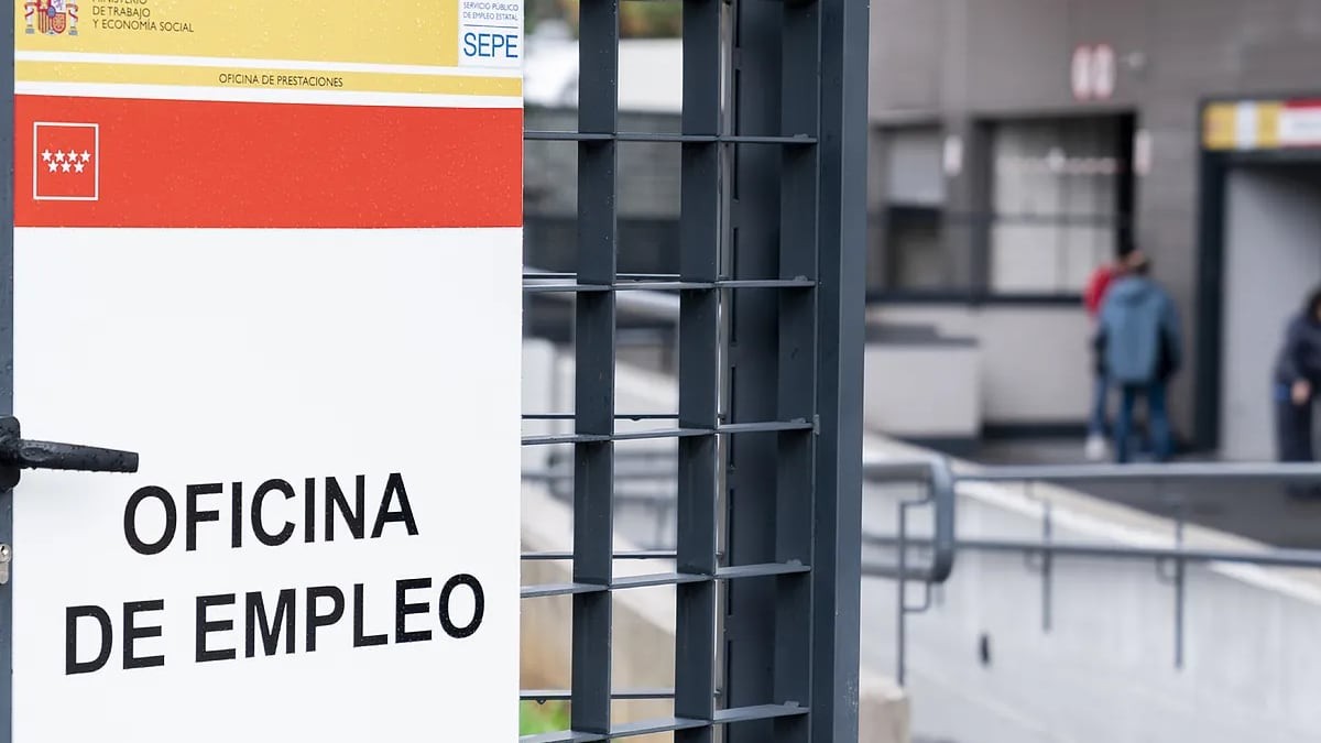 Puedo cobrar el subsidio para mayores de 52 años si no tengo derecho a paro