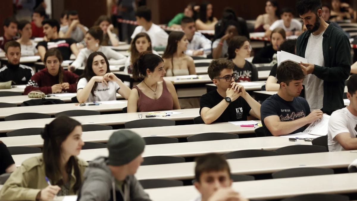La Seguridad Social confirma qué prácticas y alumnos quedan excluidos y no cotizarán