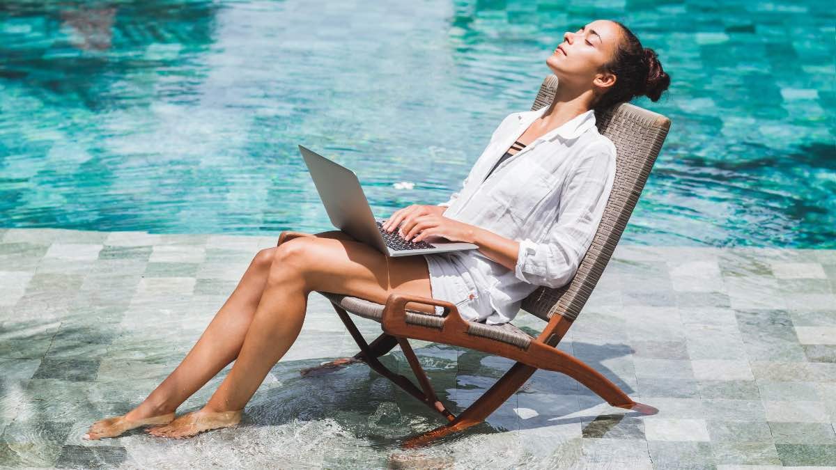 Así afecta estar de baja laboral en las vacaciones: ¿se pierden días?