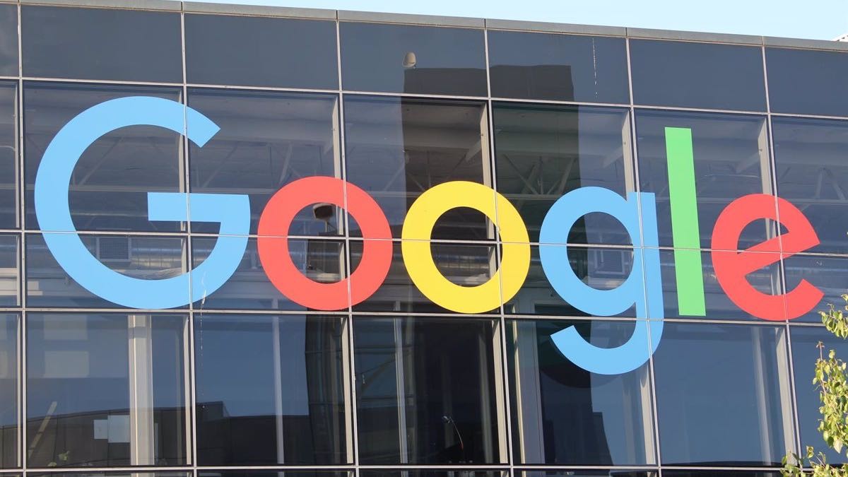 Cambia su CV y consigue entrar en Google ganando 250.000 euros al año