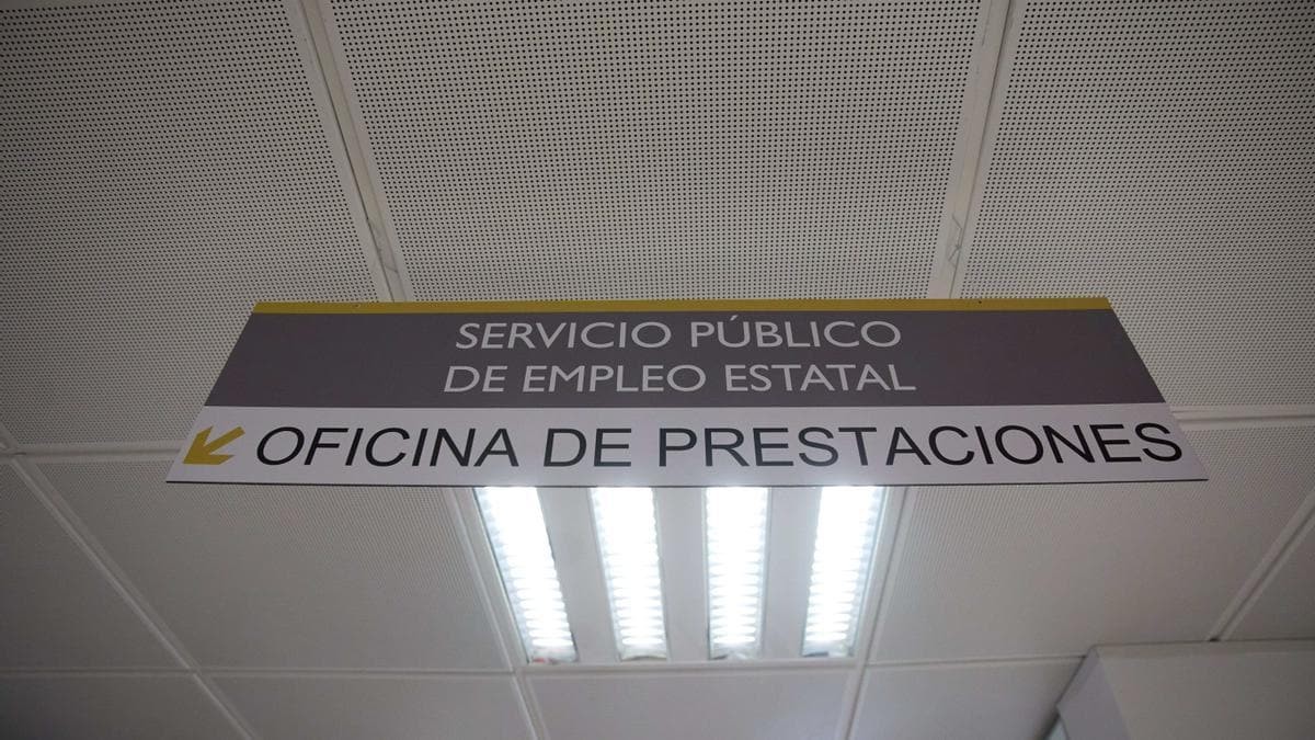 El SEPE recomienda no cometer este error al pedir el subsidio: podría costarte 14.400 euros
