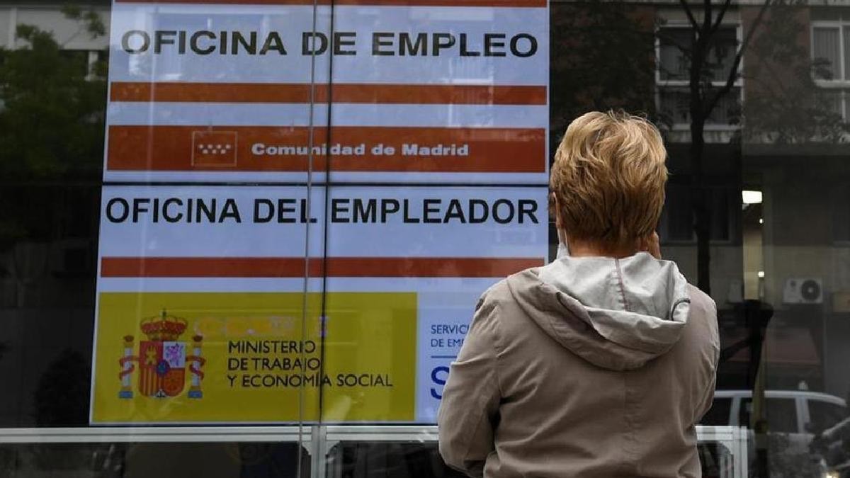 El subsidio para mayores de 52 años no tiene paga extra en junio: el motivo