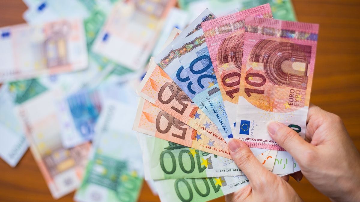 BBVA, CaixaBank, ING ¿Qué banco te da más por domiciliar tu nómina en mayo?