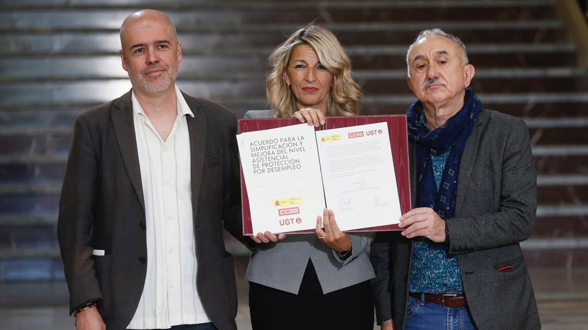 Yolanda Díaz tiene el 'Sí' de los sindicatos para sacar adelante la reforma de los subsidios por desempleo