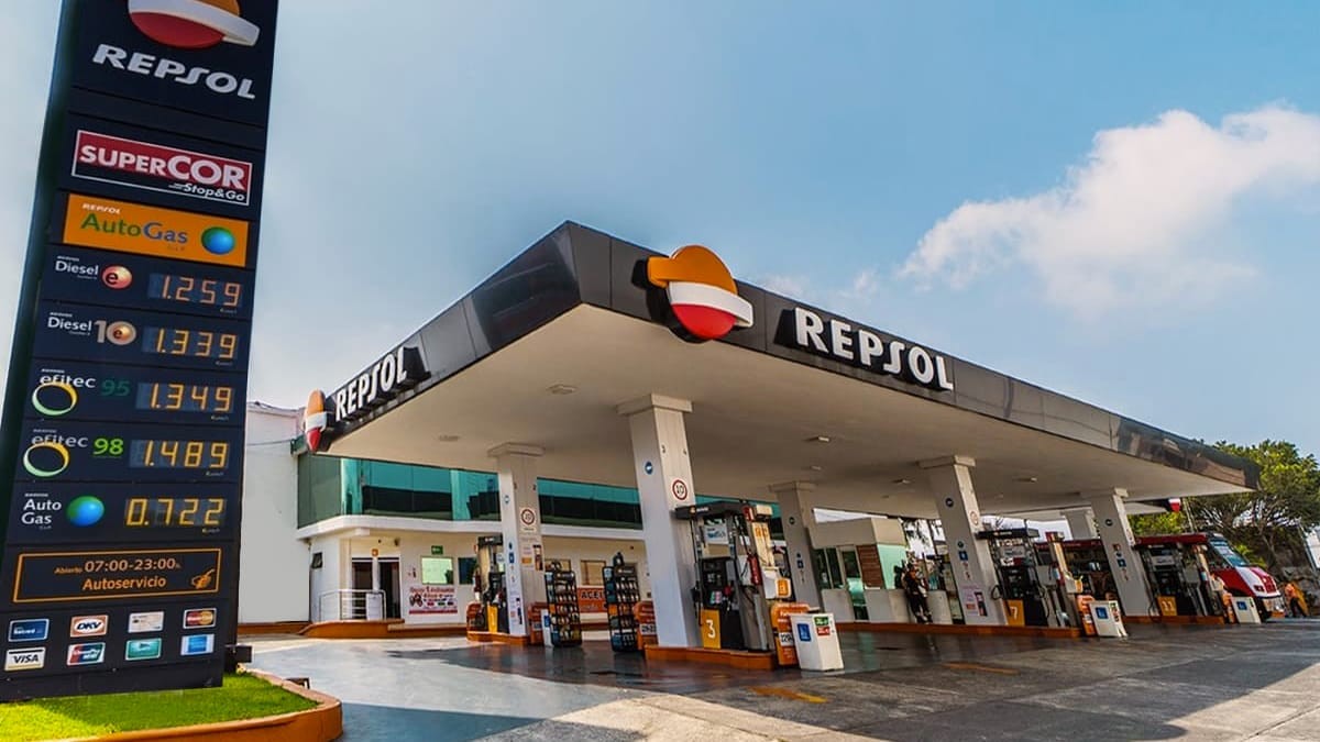 El precio de la gasolina dice adiós a las subidas y da un respiro después de cuatro meses