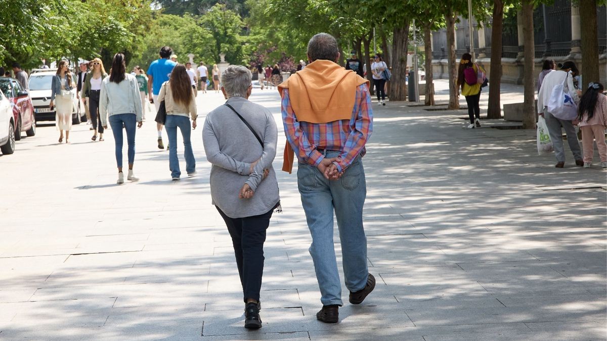 El increíble viaje 'low cost' fuera de España que no tiene el Imserso y enamora a los jubilados
