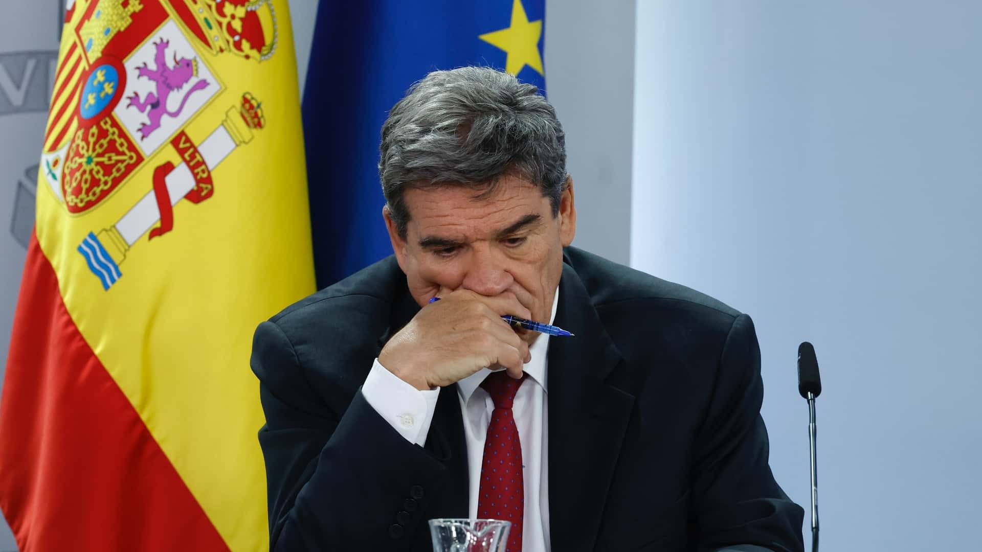 El PSOE propone eliminar la tasa de reposición en la administración para afrontar jubilaciones