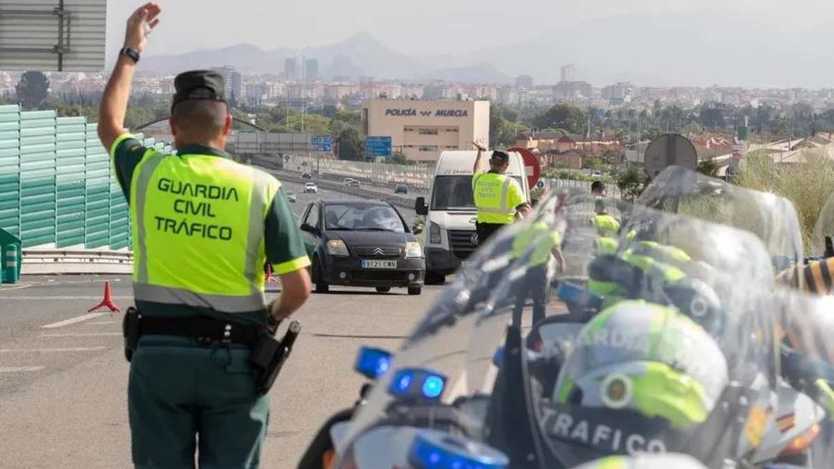 La DGT obliga a los coches a llevar este dispositivo a partir de este julio