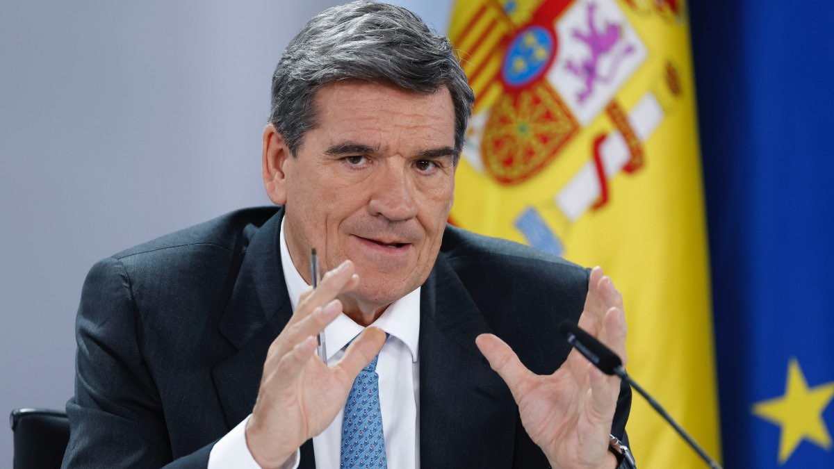 Las nuevas oposiciones fáciles o light impulsadas por el Ministro Escrivá: qué son