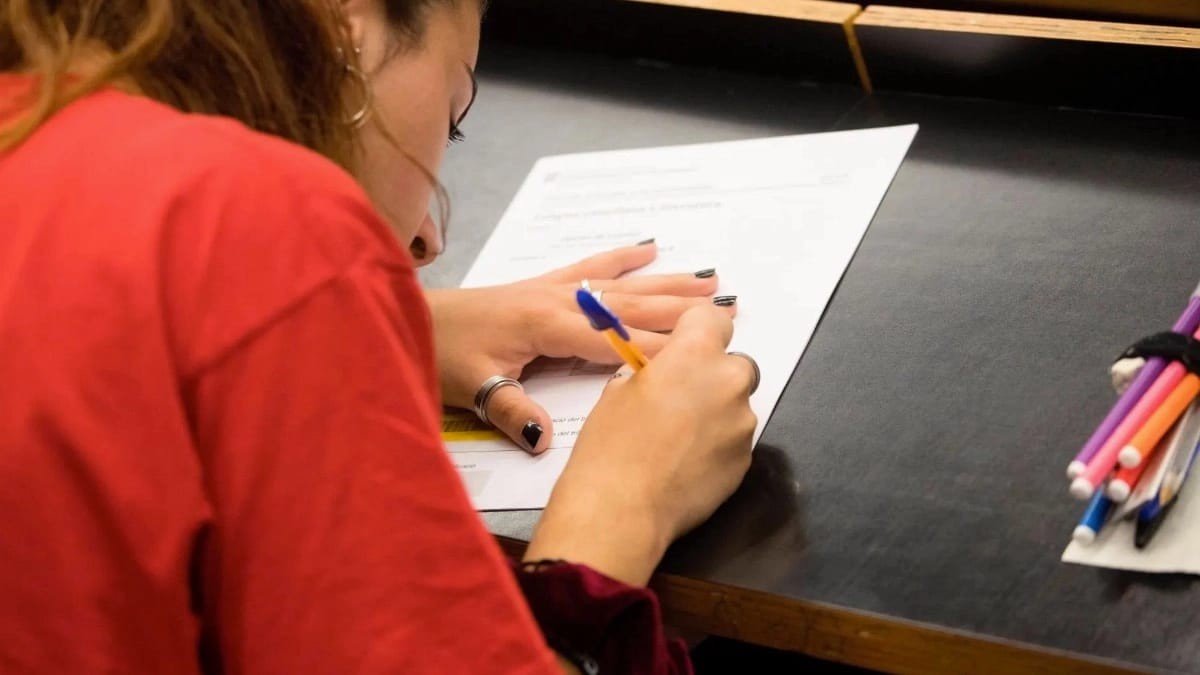 Las oposiciones más fáciles de aprobar solo con la ESO y con sueldos de hasta 40.000 euros