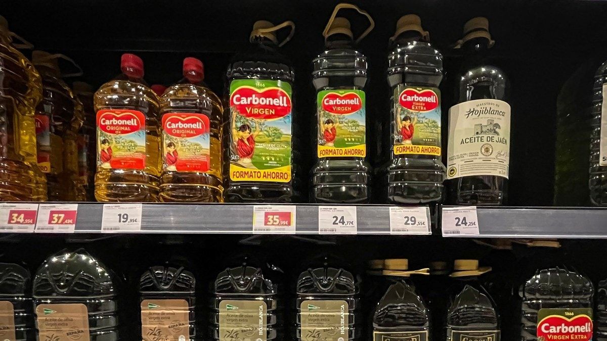 Ni Mercadona ni El Corte Inglés: el supermercado que rompe el precio del aceite de oliva 