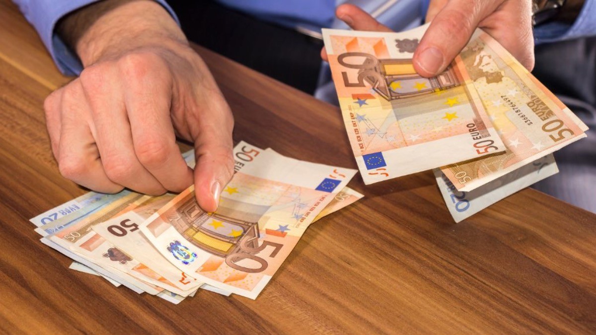 El sencillo truco para cobrar 570 euros si tienes más de 45 años a partir de junio