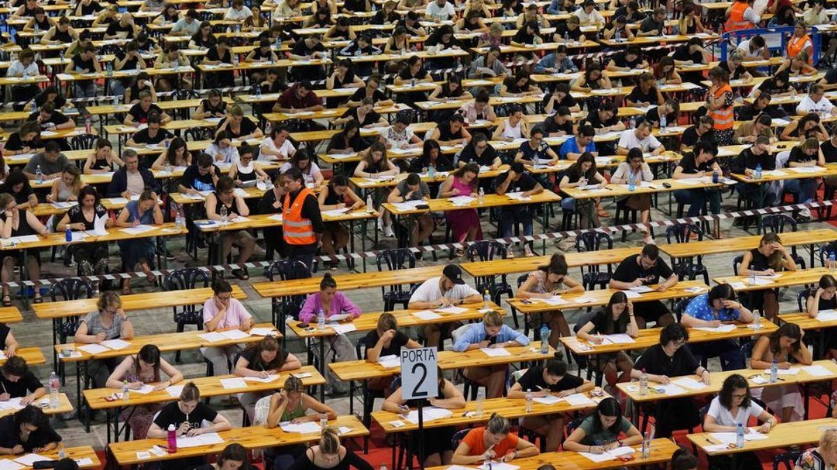 El BOE sorprende con estas oposiciones: 2.735 plazas, muchas para ser funcionario de carrera con Bachillerato