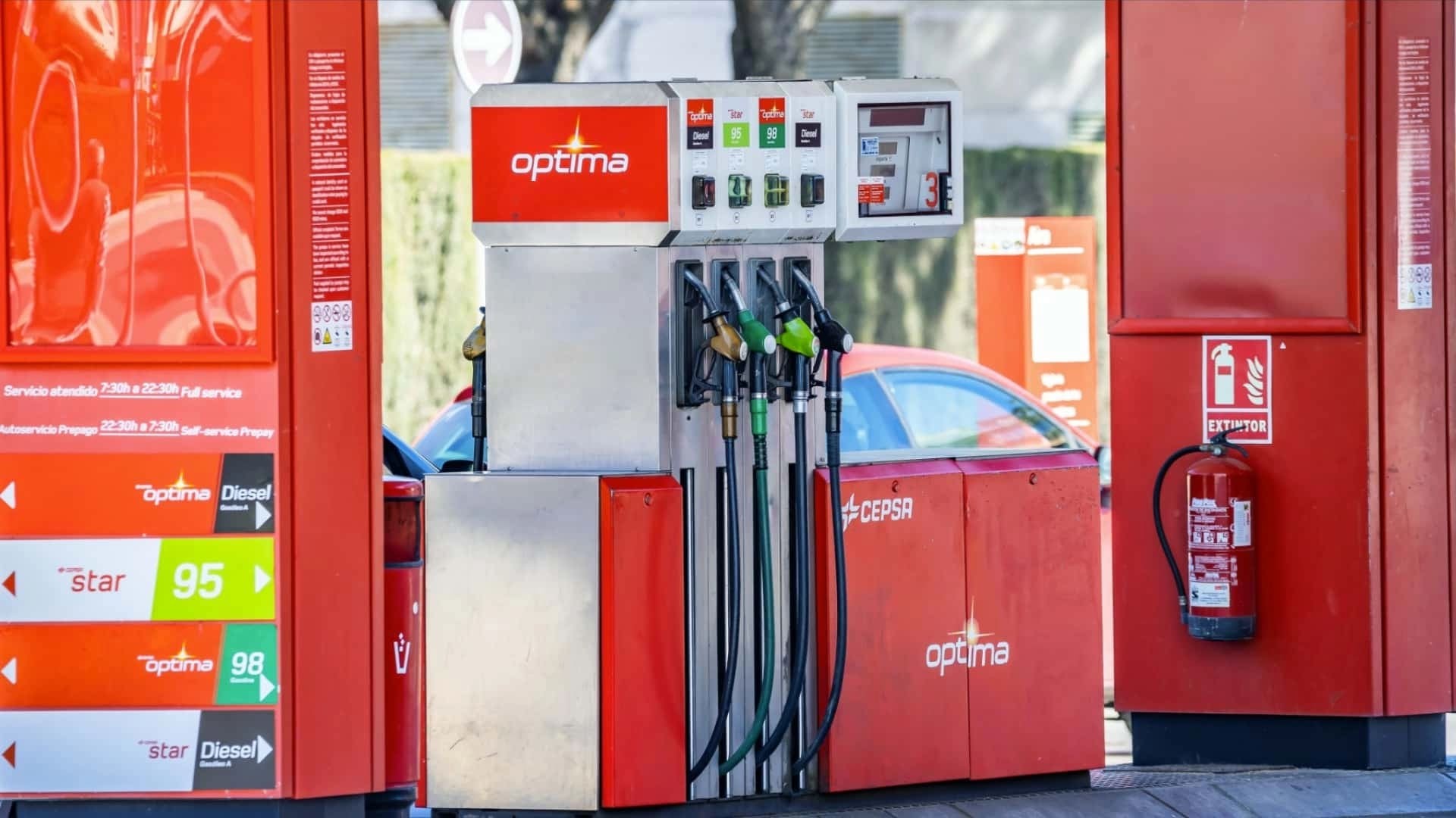 El precio de la gasolina sigue bajando antes del verano: en esta provincia, el diésel ya se vende a 1,029 €