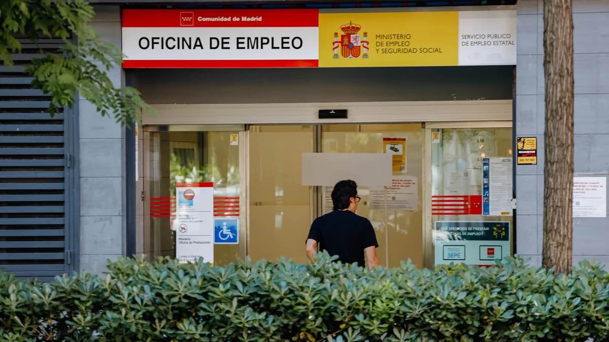 El nuevo curso del SEPE solo para mayores de 45 años: es gratis y les ayuda a encontrar trabajo