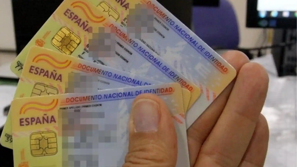 Multa de 30.000 euros por pedir una fotocopia del DNI a un cliente: la AEPD vigila