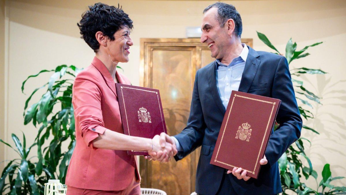 La Seguridad Social acuerda con Ikea un protocolo para la empleabilidad de los refugiados en España