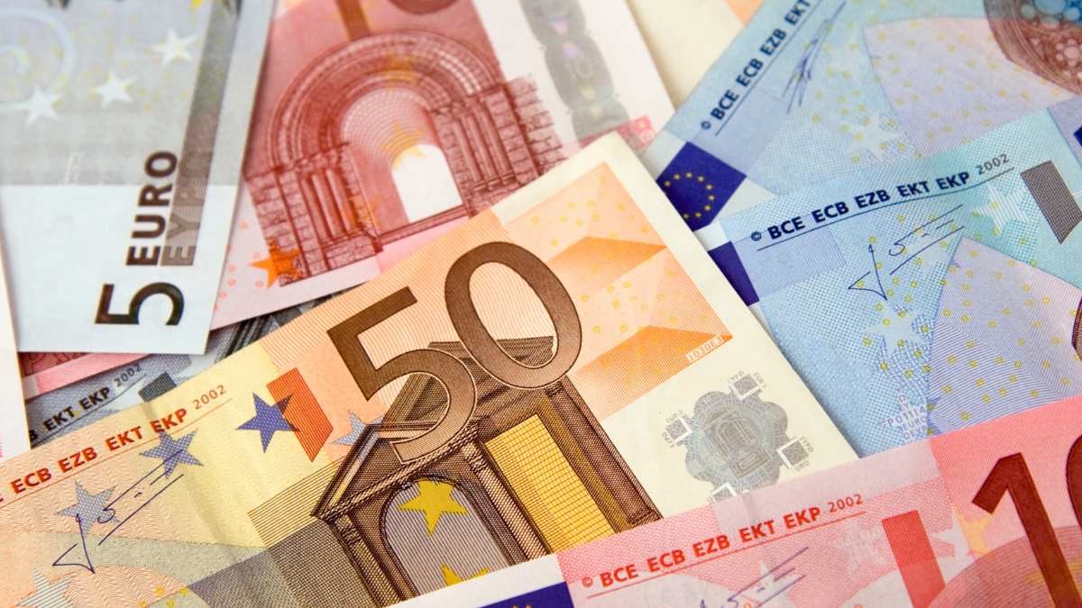 Estos son los billetes de euro que tienen que salir de circulación de inmediato: hay de todos los importes