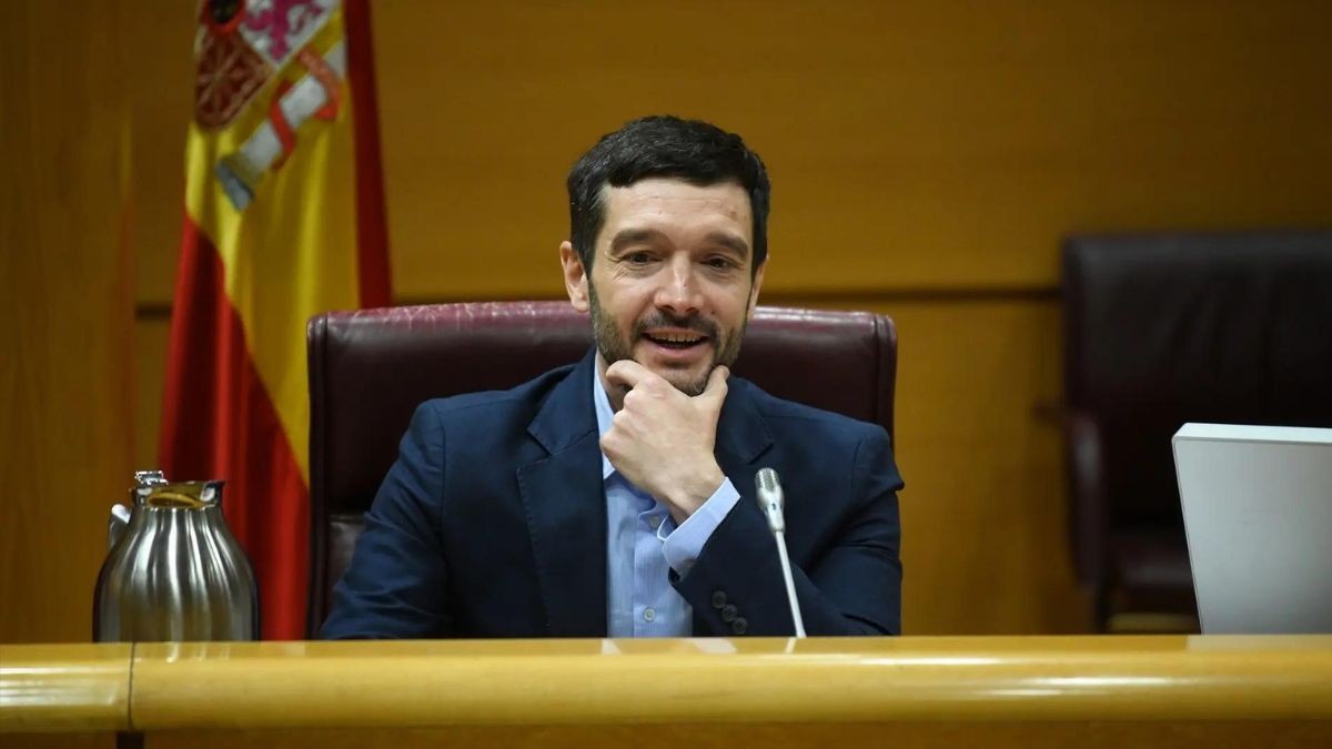 Consumo alerta: comprar entradas por internet y pagar gastos de gestión puede no ser legal