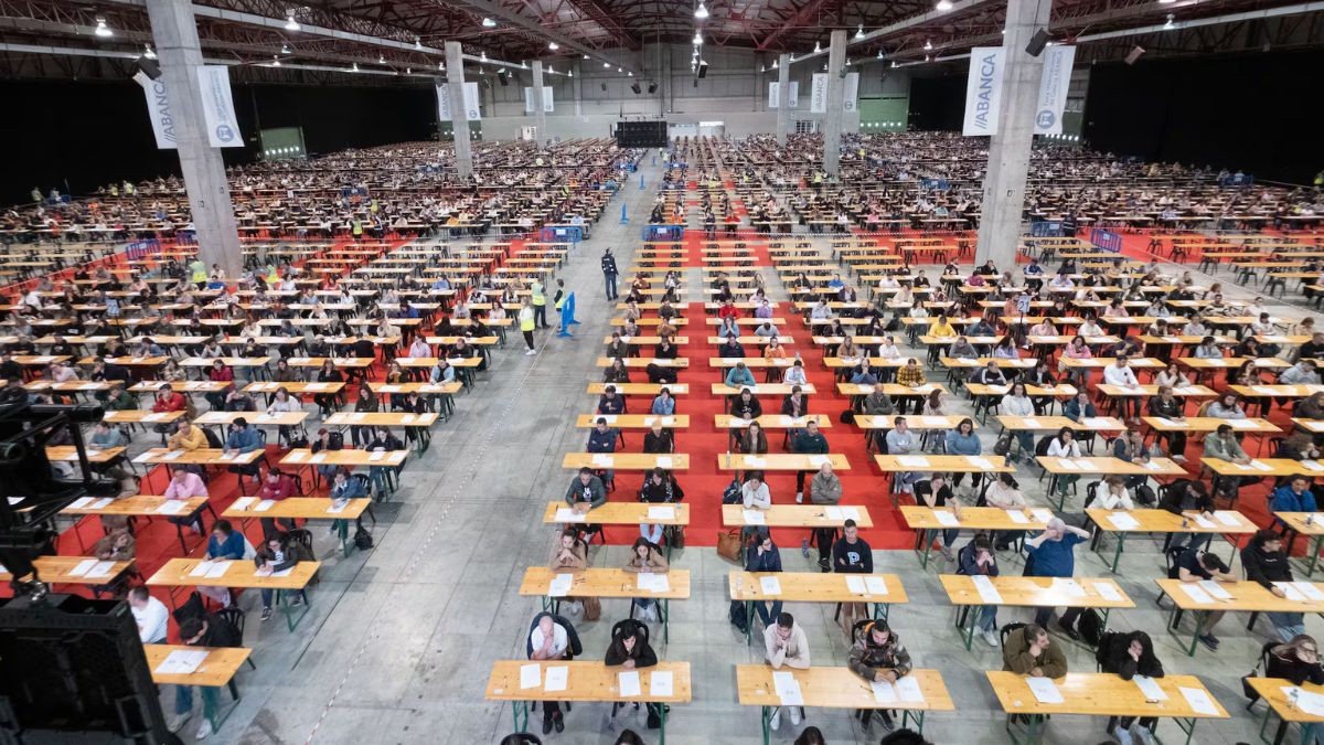 ¿Qué necesitas para ser administrativo del Estado? Estos son los requisitos de las oposiciones AGE
