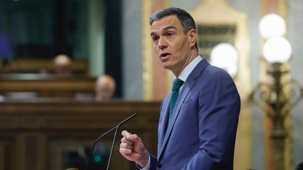 Pedro Sanchez 'regala' 100 millones de euros para la digitalización de los medios en su Plan de Regeneración Democrática