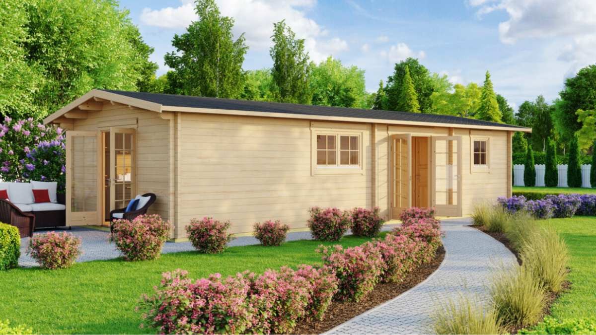 Así es la baratísima casa prefabricada perfecta para vacaciones: gran salón y 2 habitaciones por menos de 23.500 euros