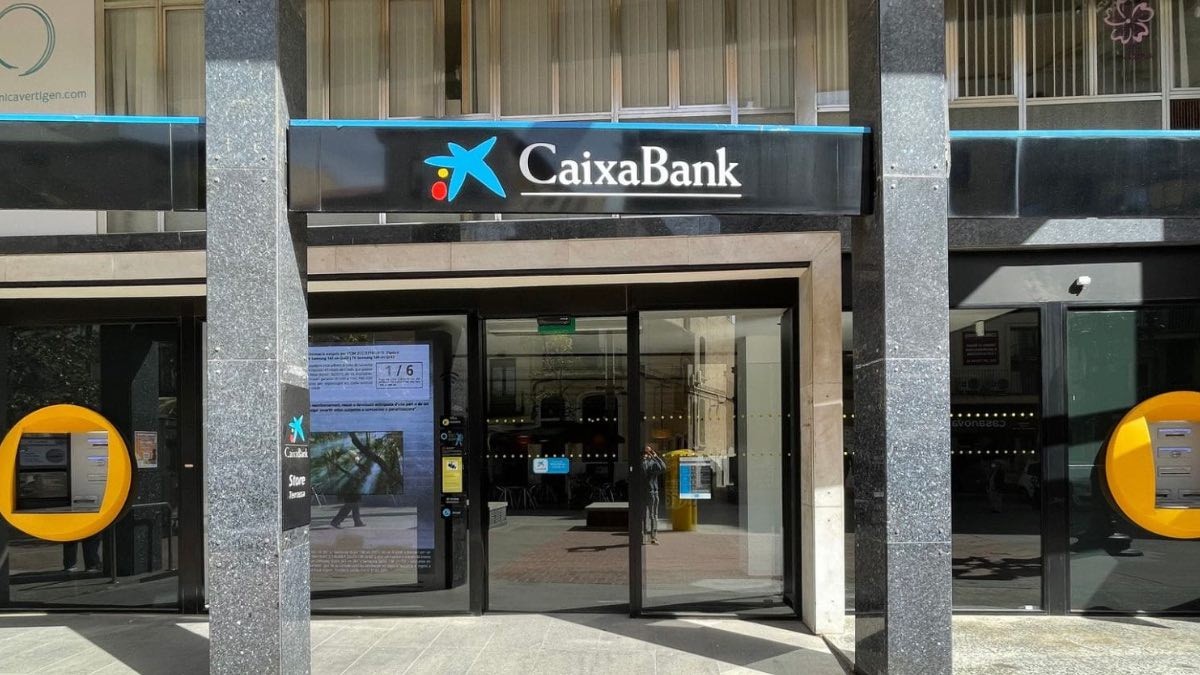 CaixaBank avisa sobre la estafa que aumenta en agosto: atención usuarios