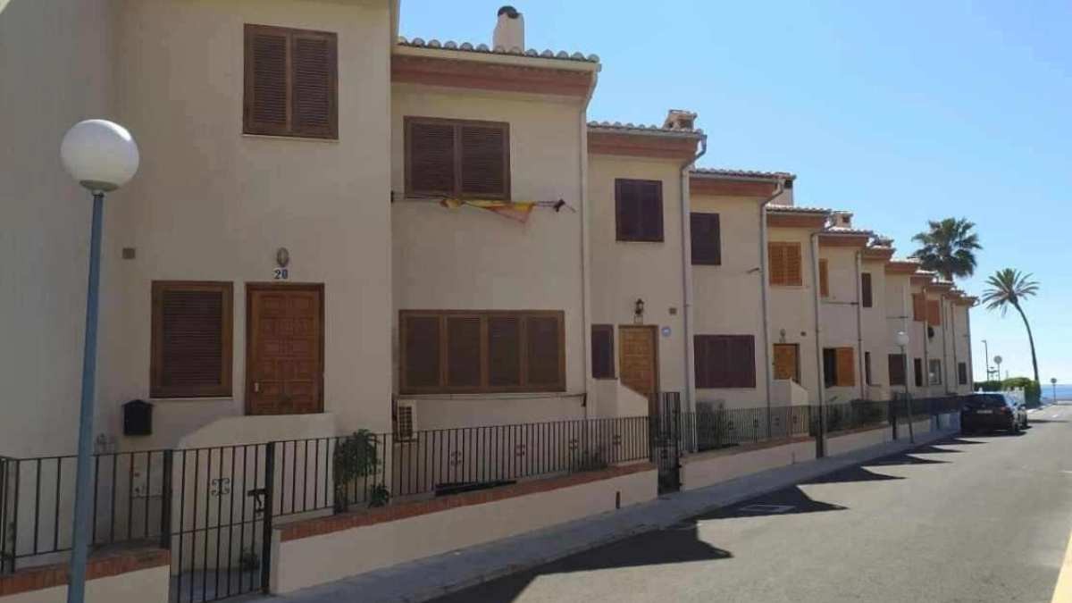 CaixaBank vende desde 23.000 euros pisos, casas y chalets: los hay en buen estado y hasta con cocina amueblada