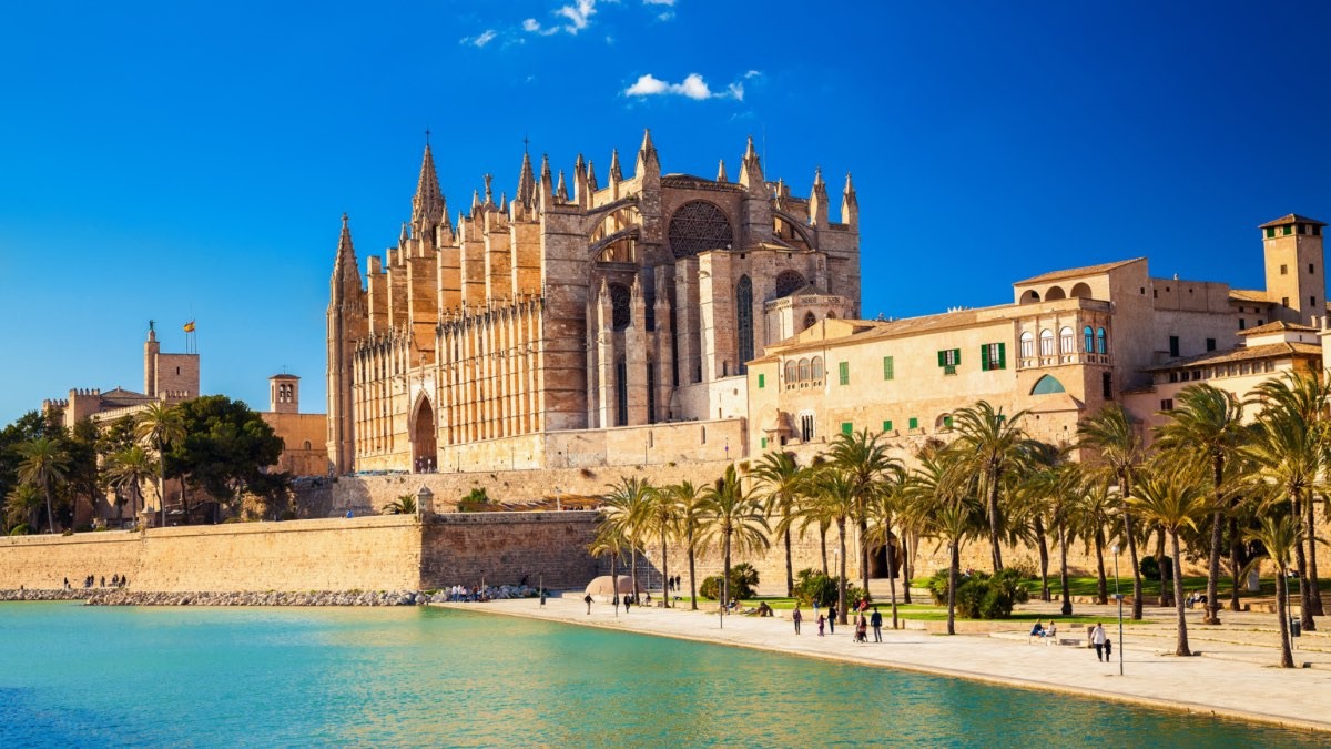 El Imserso sorprende con un ‘baratísimo’ viaje a Mallorca por menos de 300 euros: incluye transporte