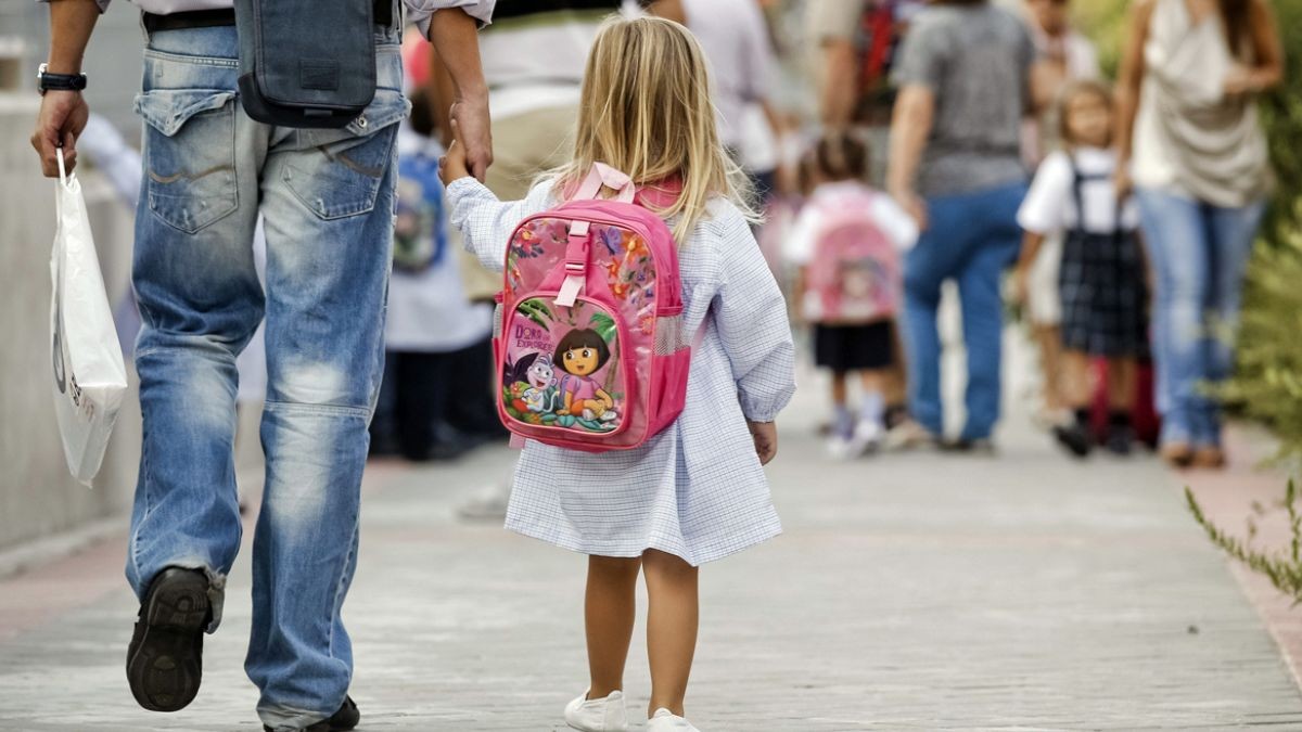 La OCU avisa: el gasto de la vuelta al cole por familia será de 2.588 euros por hijo