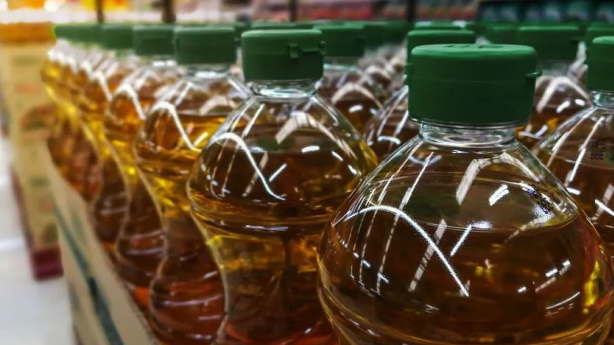 El Corte Inglés rebaja su aceite de oliva La Española y Carbonell mucho más que Carrefour, Alcampo o Eroski