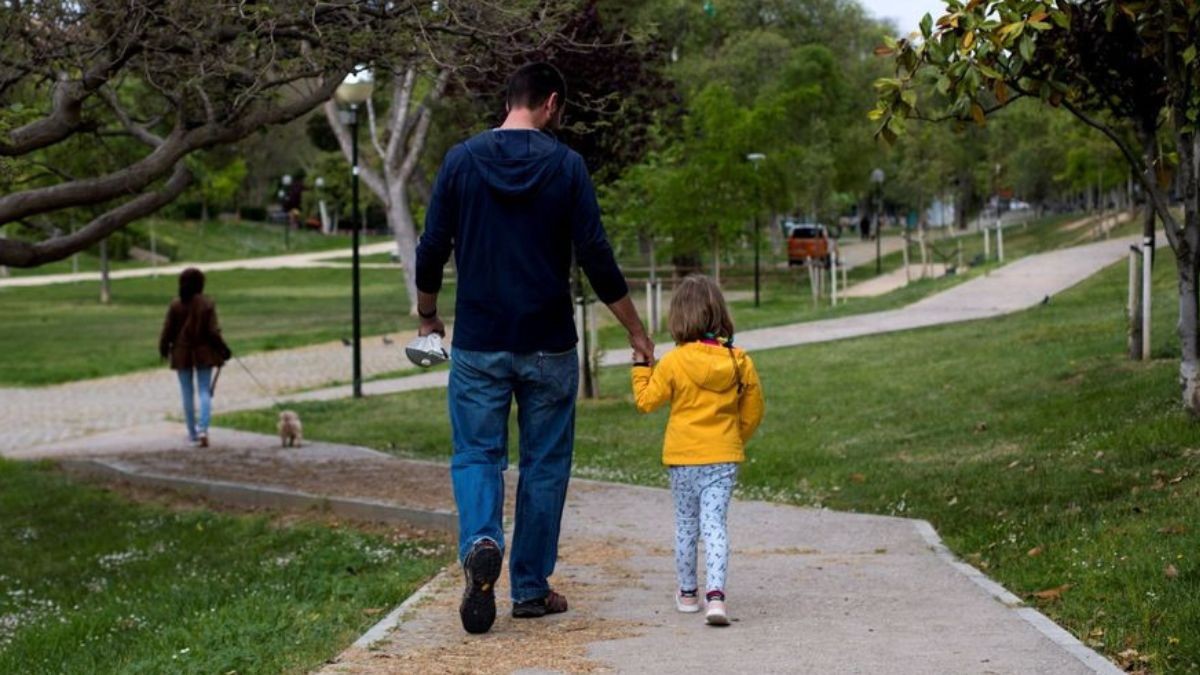 Los 7 comportamientos de los padres que se distancian de sus hijos cuando son adultos: no se dan cuenta