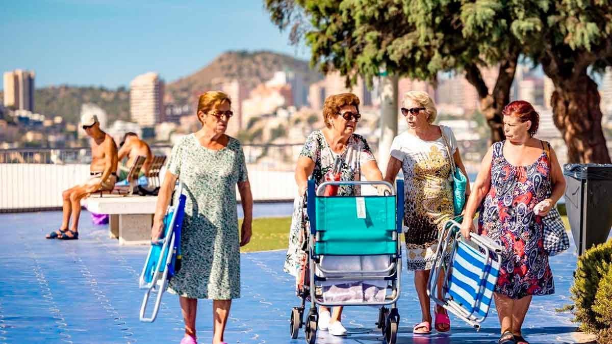 Viajes del Imserso 2024-2025: cómo entrar en lista de espera para las plazas que quedan sin reservar