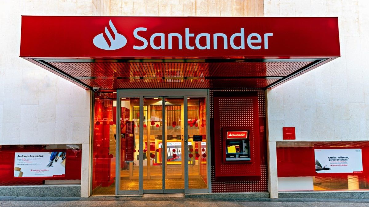 Banco Santander sorprende regalando 400 euros en dinero en efectivo: ¿cómo conseguirlo?