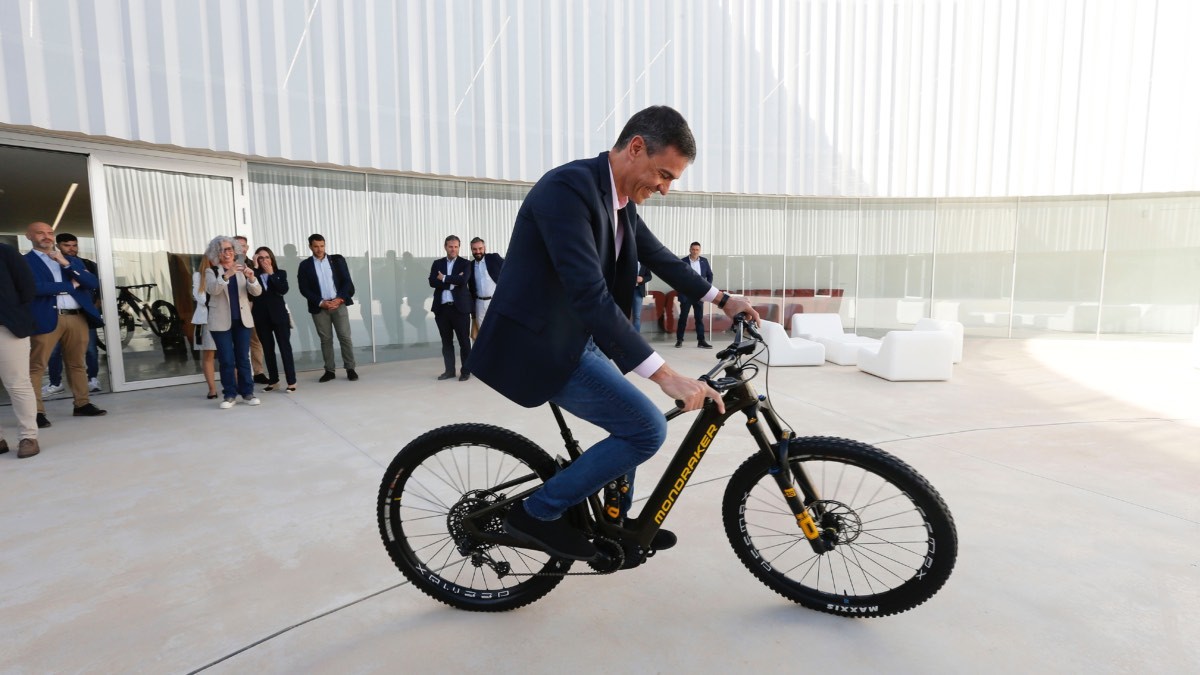 Pedro Sánchez impulsa el uso de la bicicleta pública: el Gobierno invertirá 40 millones de euros