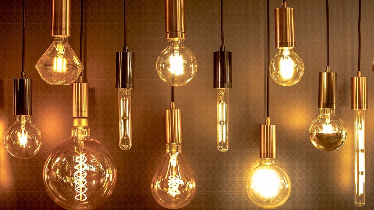 El precio de la luz por horas para este lunes, 9 de septiembre de 2024: cuándo es más barata y más cara en el día