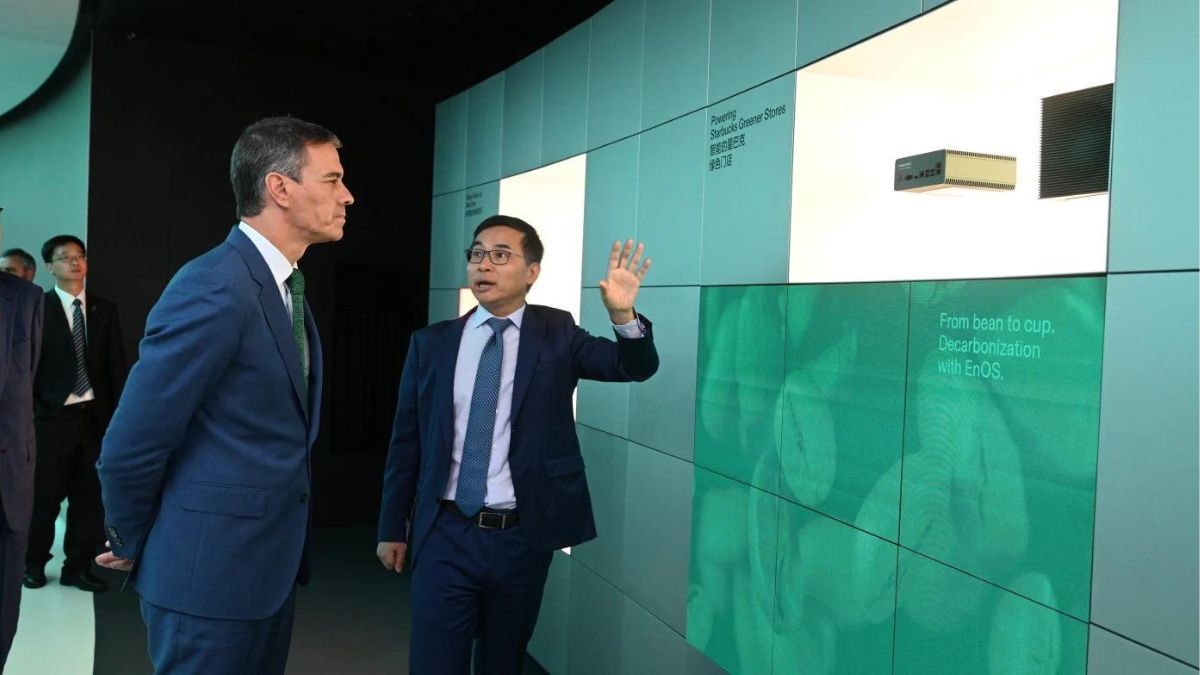 La china Envision invertirá 906 millones en España en una fábrica de electrolizadores