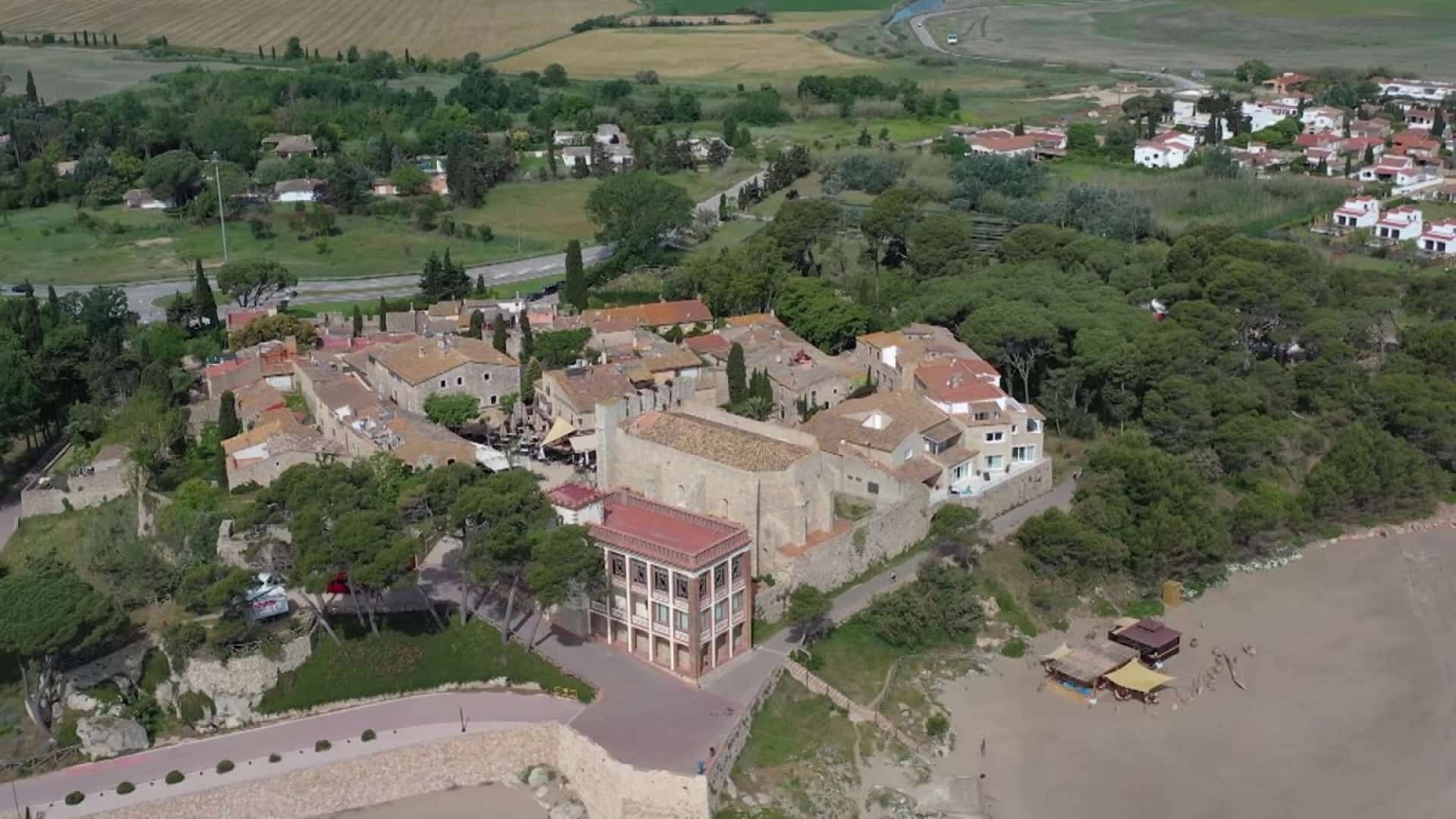 Comida, casa y sueldo de 2.200 euros: se necesitan personas para trabajar en este pueblo