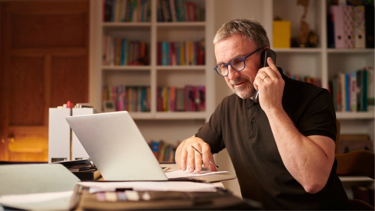 Bolsa de empleo del SEPE para trabajar desde casa con contrato fijo y salario de hasta 50.000 euros