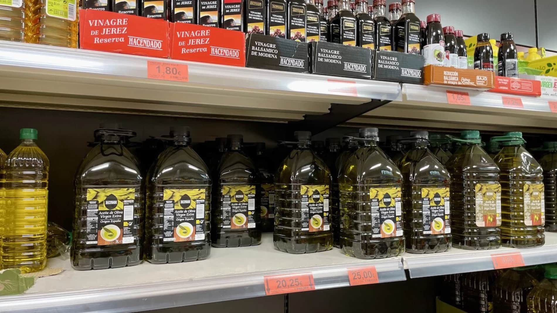 Mercadona vuelve a bajar el precio del aceite de oliva: la botella de un litro pasa a costar 6,75 euros