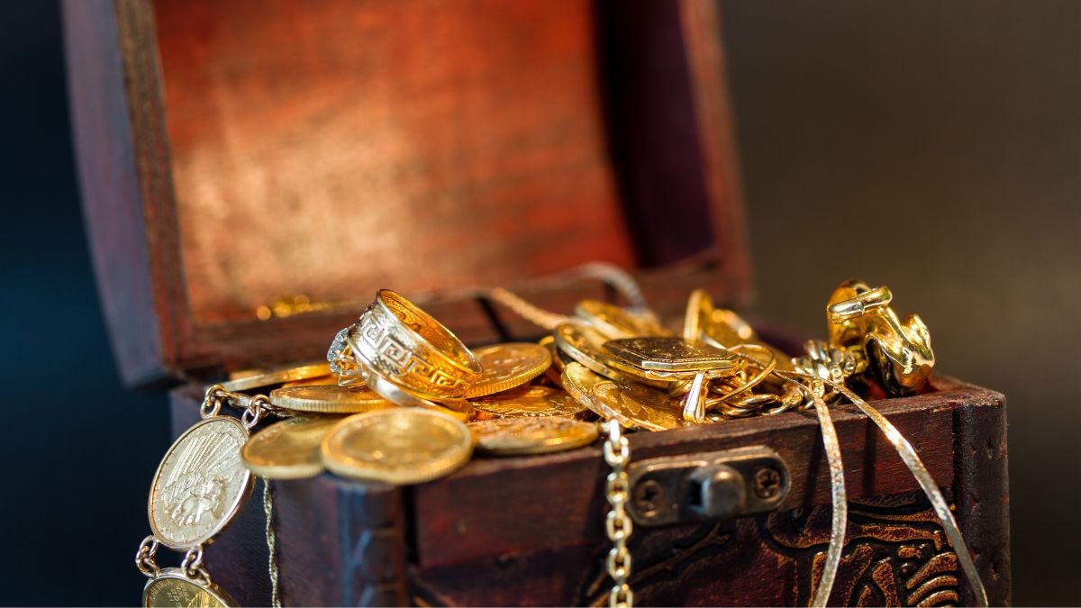 Encuentran un tesoro de monedas de oro persas y los arqueólogos no se lo creen