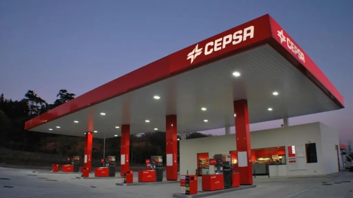 Las gasolineras Cepsa dicen adiós a su nombre y ahora pasan a llamarse Moeve