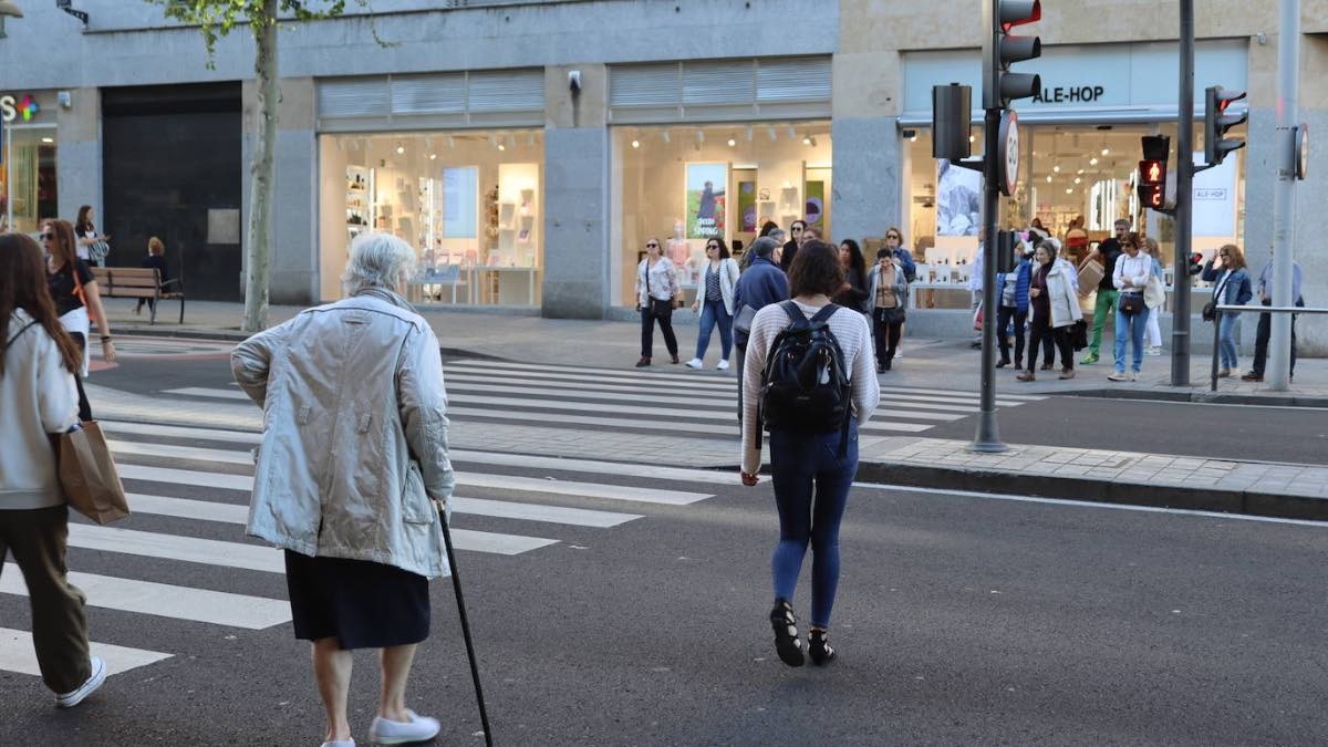 La DGT multa a peatones que cometen estas infracciones: hasta 1.000 euros de sanción